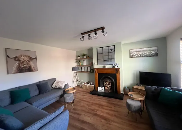 Whitepark Cottage - Your Home Away From Home